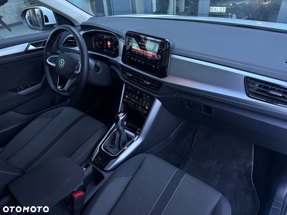 Volkswagen T-Roc - 18