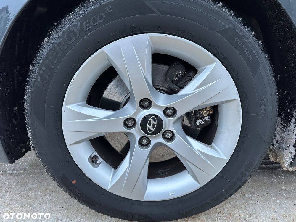 Hyundai i40 1.7 CRDi Comfort + - 23