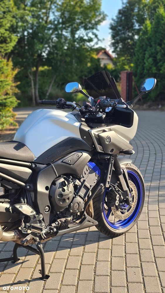 Yamaha FZ8 - 12