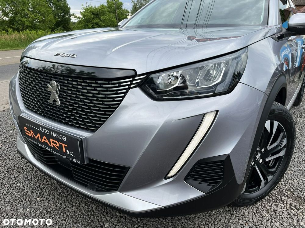 Peugeot 2008 PureTech 130 Allure S&S EAT8 - 25