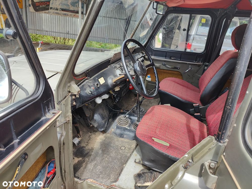 Uaz 469 B - 18