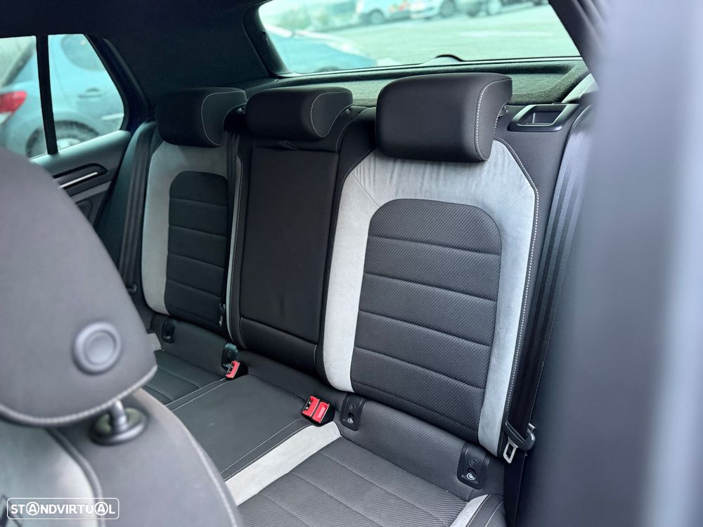 VW Golf 2.0 TSi R DSG - 11