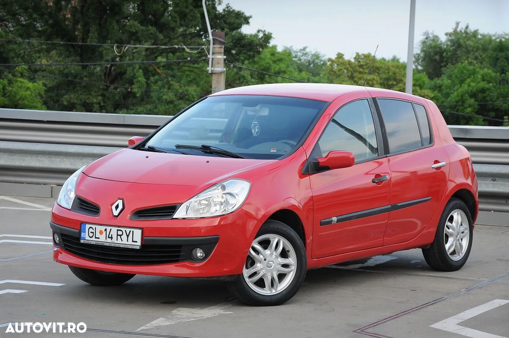 Renault Clio III 1.4 Dynamique - 2