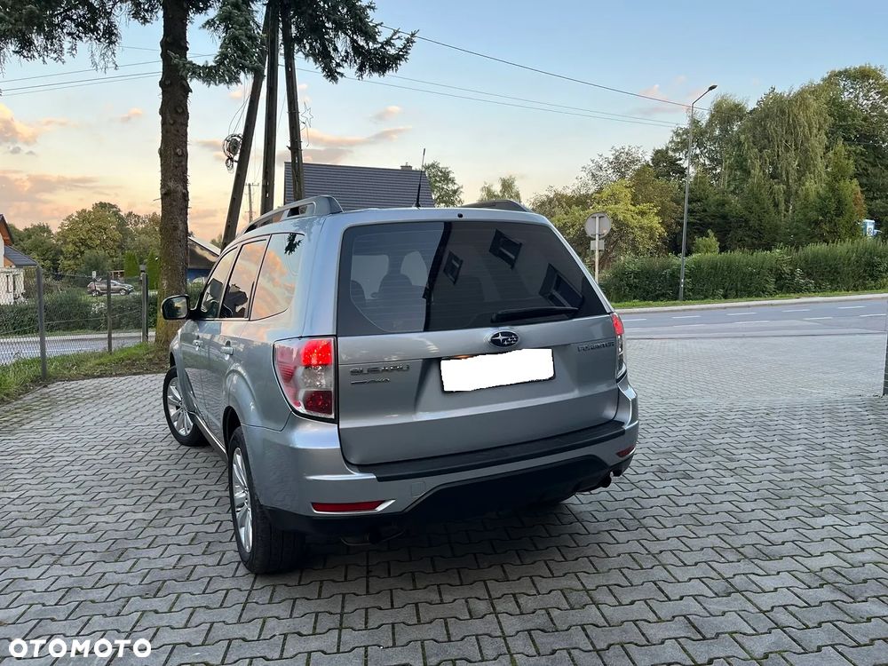 Subaru Forester 2.0X Automatik Exclusive - 4
