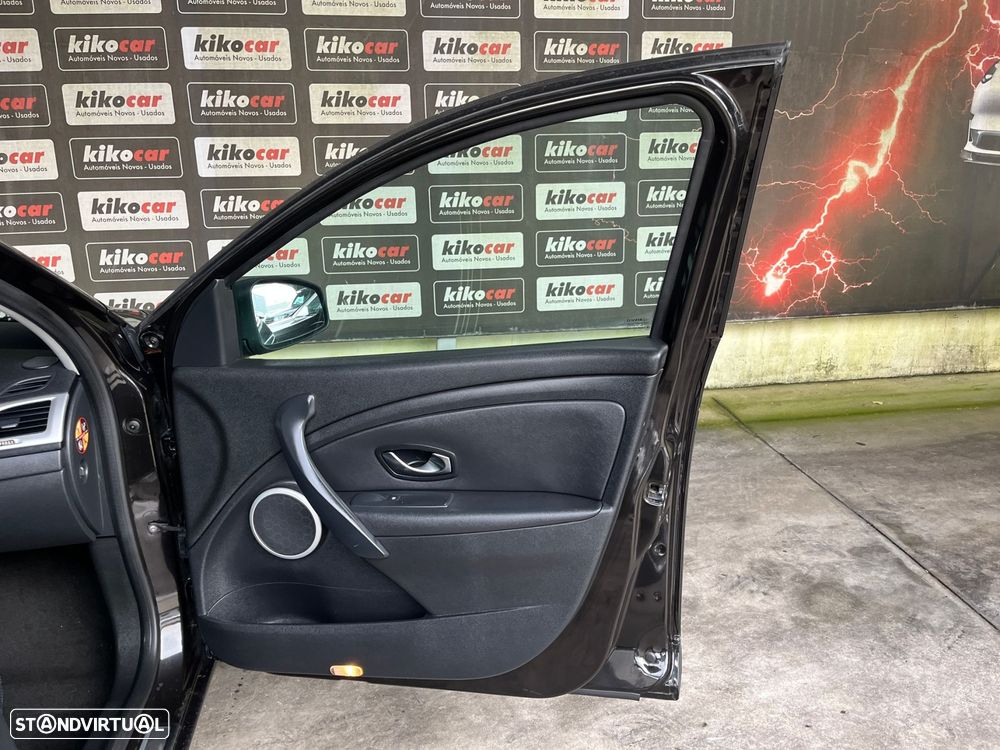 Renault Mégane Sport Tourer 1.5 dCi Comfort SS - 42