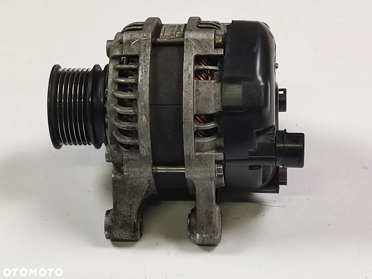 HONDA CR-V 1.5i 19-22r Alternator - 1