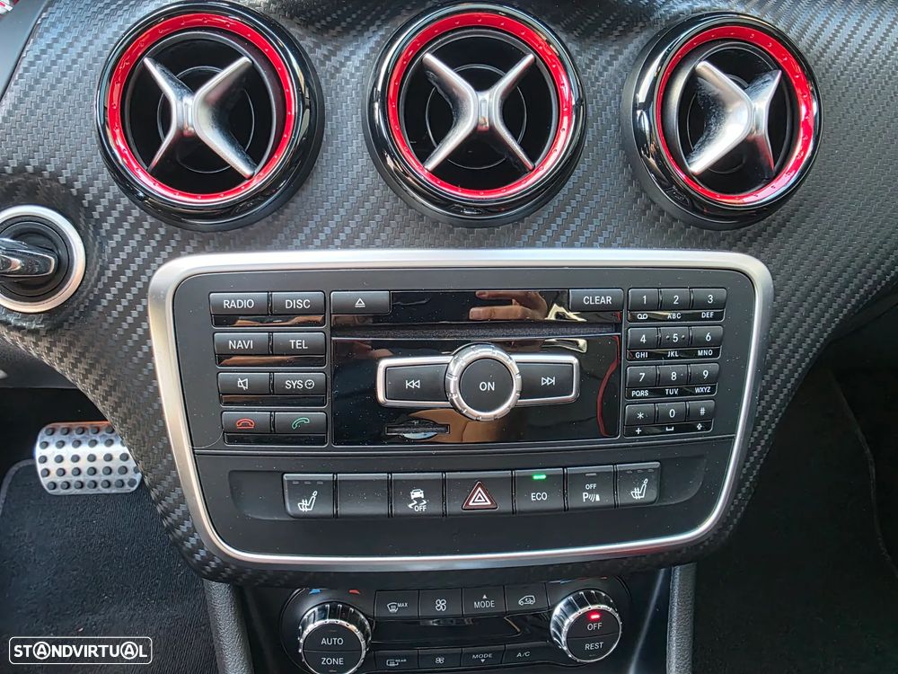 Mercedes-Benz A 45 AMG 4Matic Speedshift 7G-DCT - 27