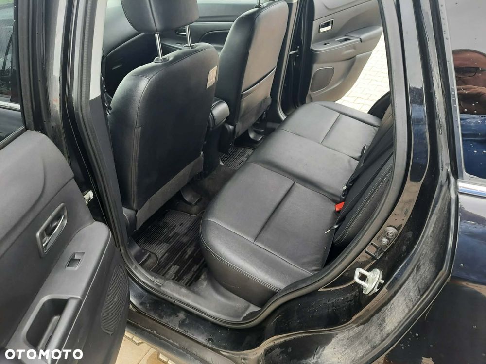 Mitsubishi ASX - 12