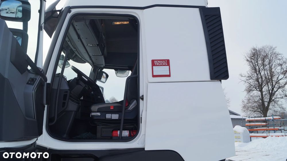 Renault Seria T - 17