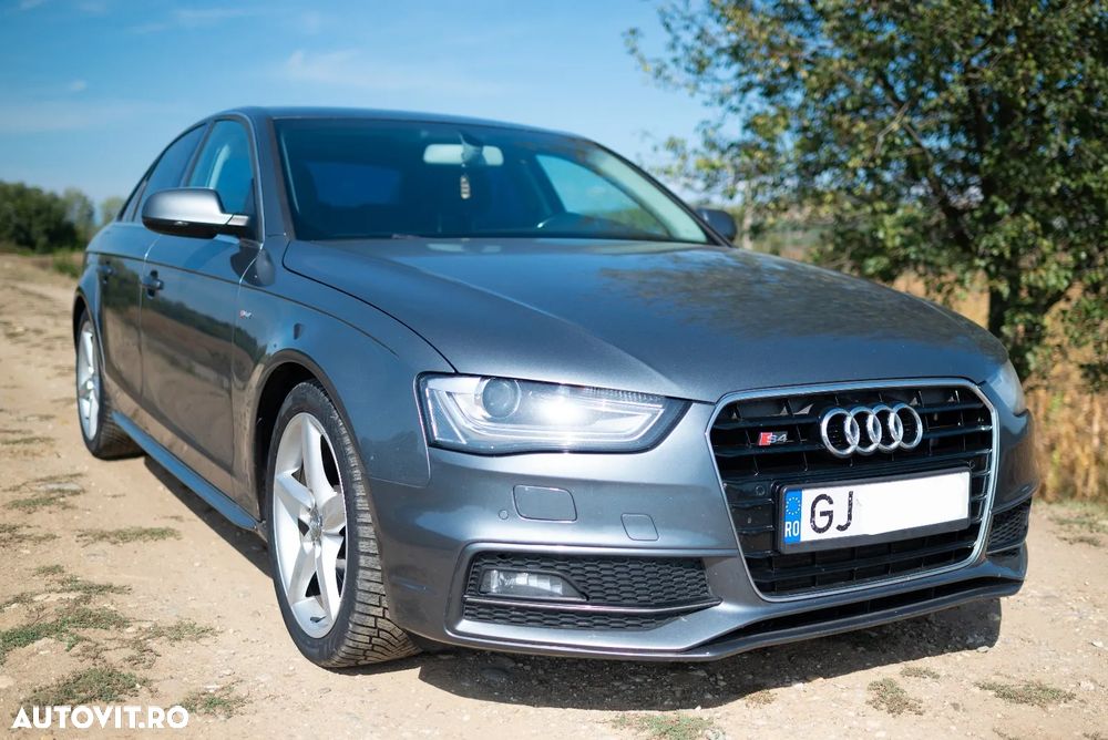 Audi A4 2.0 TDI DPF S line Sportpaket - 3