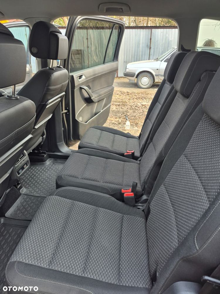 Volkswagen Touran 2.0 TDI SCR (BlueMotion Technology) DSG Comfortline - 16