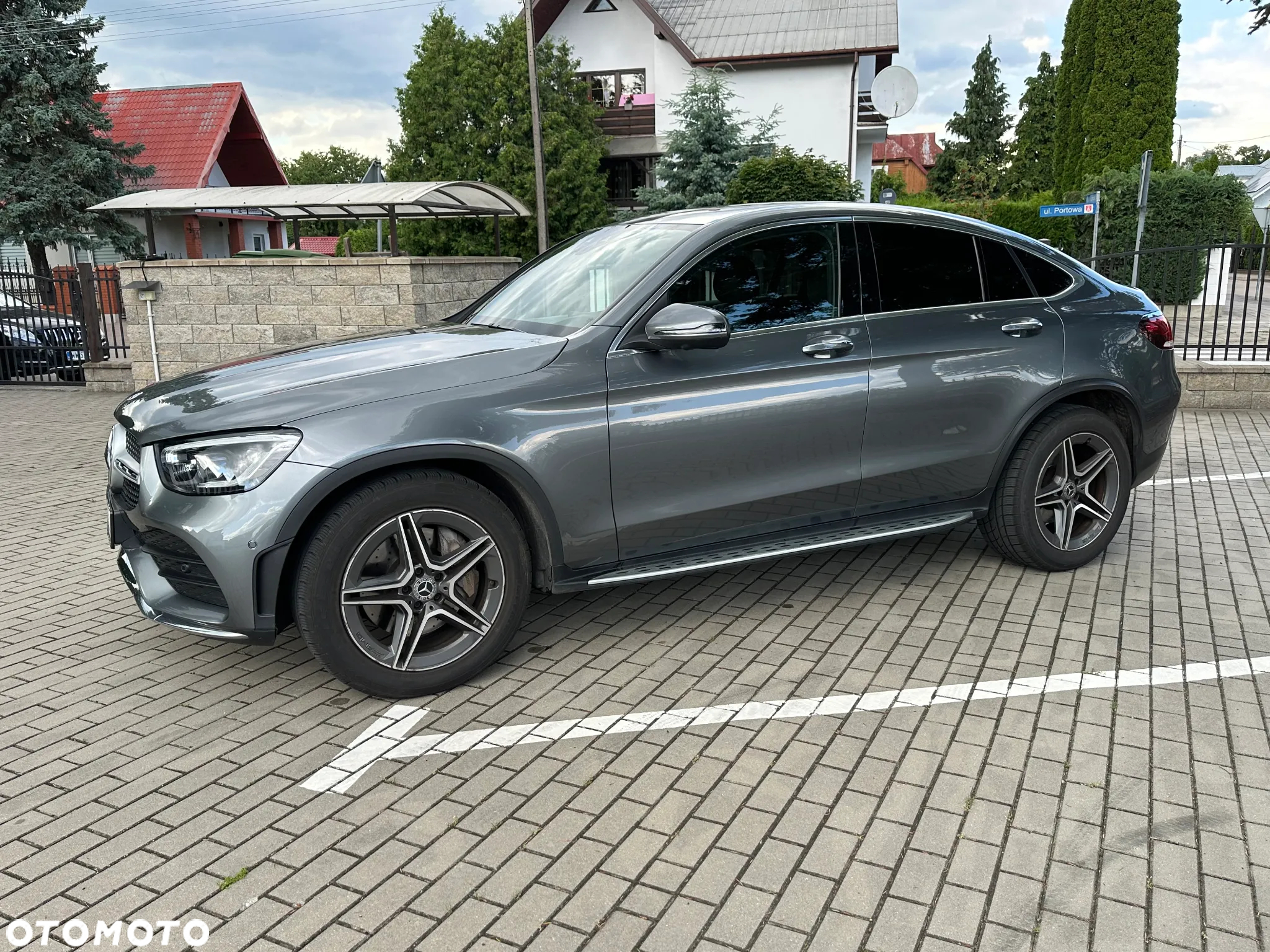 Mercedes-Benz GLC Coupe 250 4-Matic - 2