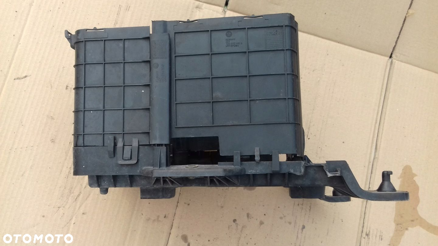 OBUDOWA AKUMULATORA AUDI A3 8P 1.9 TDi 1K0915336 - 3