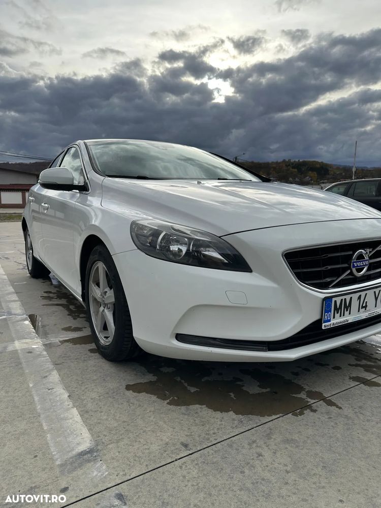 Volvo V40 D4 Inscription - 3