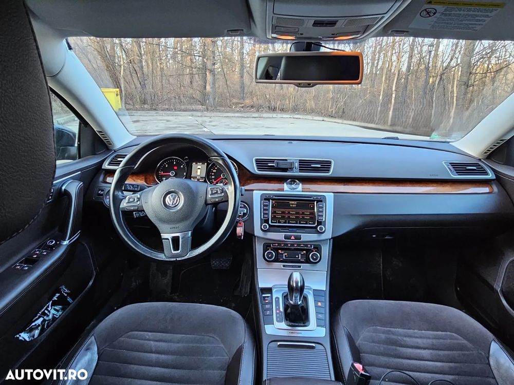 Volkswagen Passat 2.0 TDI 4Motion BlueMotion Technology DSG Comfortline - 8