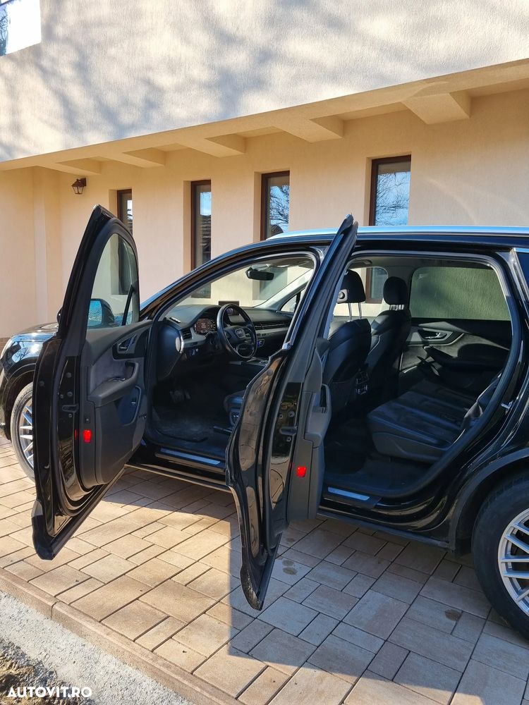 Audi Q7 - 6