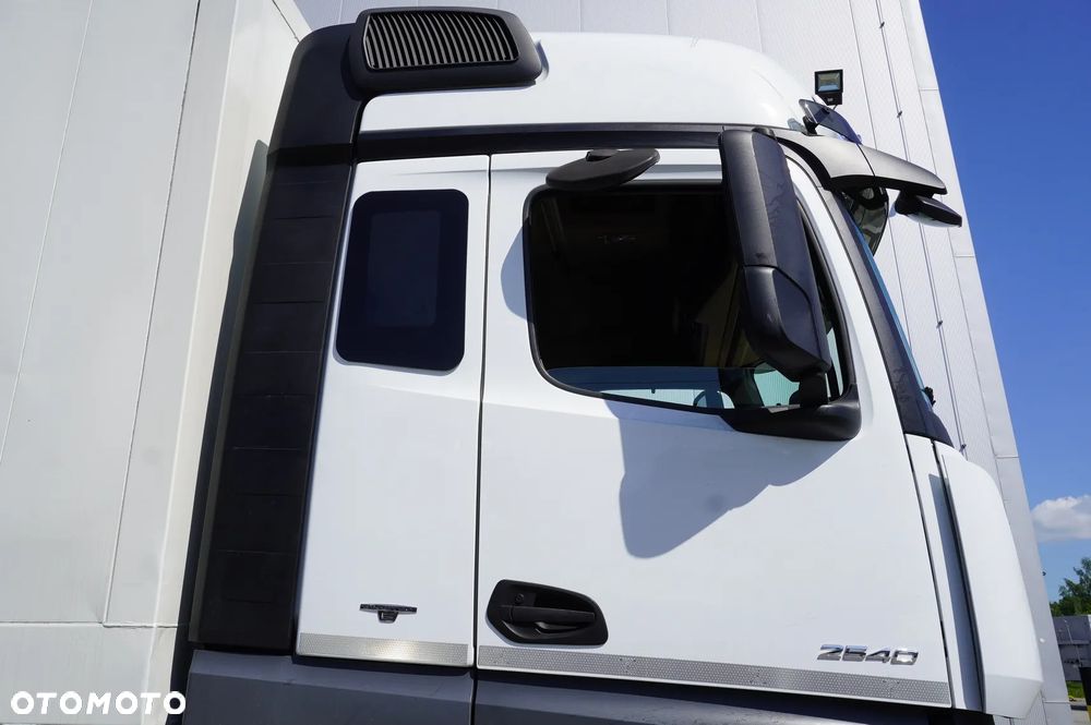 Mercedes-Benz Actros 2540 6×2 / 90 tys. km! / Kabina 5 siedzeń! / Kontener 18 EPAL_254238 - 9