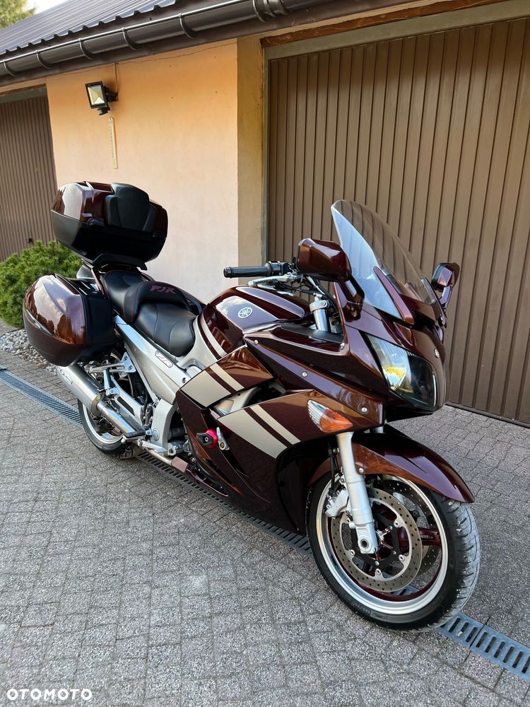 Yamaha FJR - 2