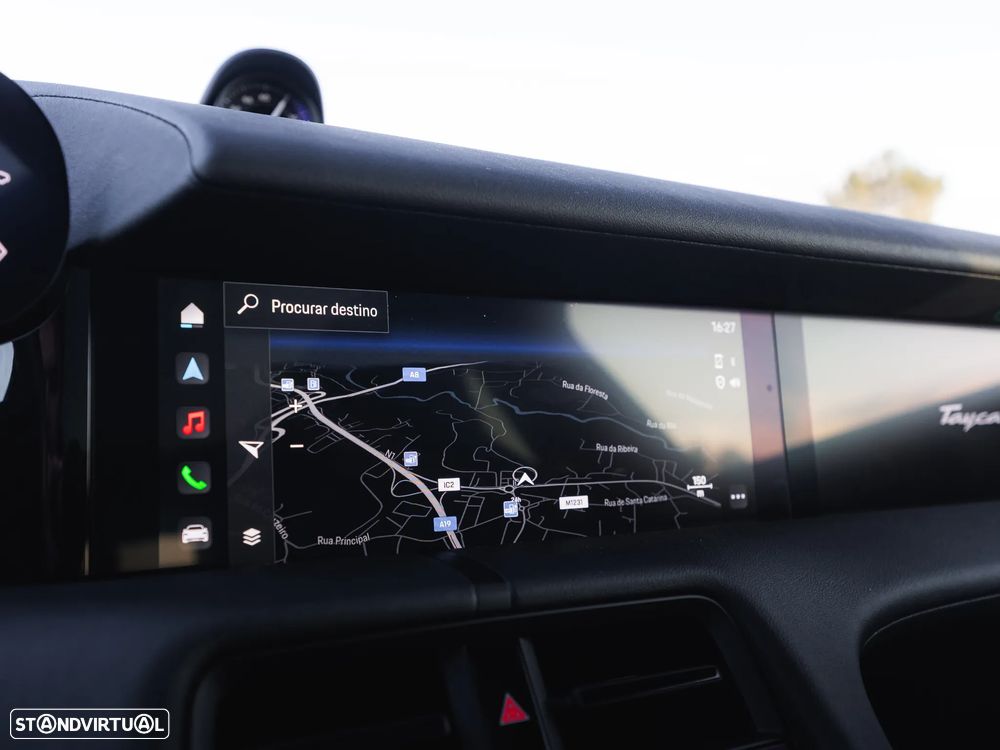 Porsche Taycan Cross Turismo 4S - 19