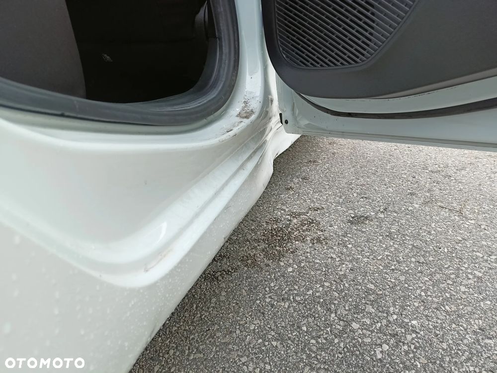 Renault Clio TCe 90 TECHNO - 13
