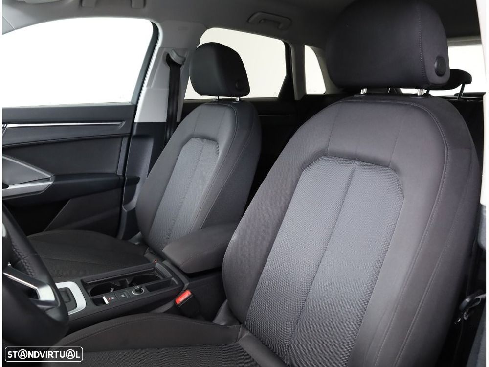 Audi Q3 35 TDI Advanced S tronic - 23