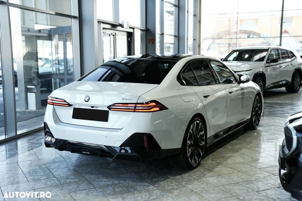 BMW Seria 5 520i Aut. - 4