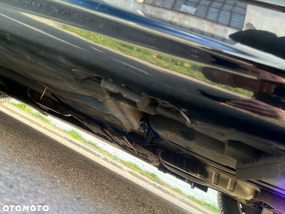 BMW Seria 3 316i Edition Sport - 32