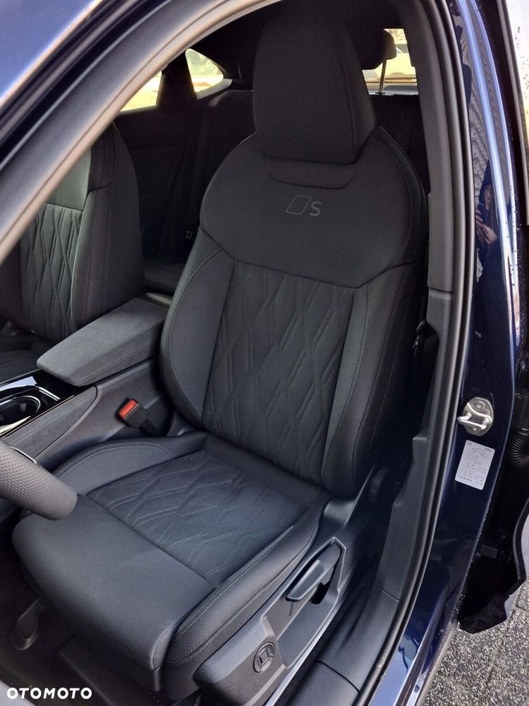 Audi Q3 Sportback - 12