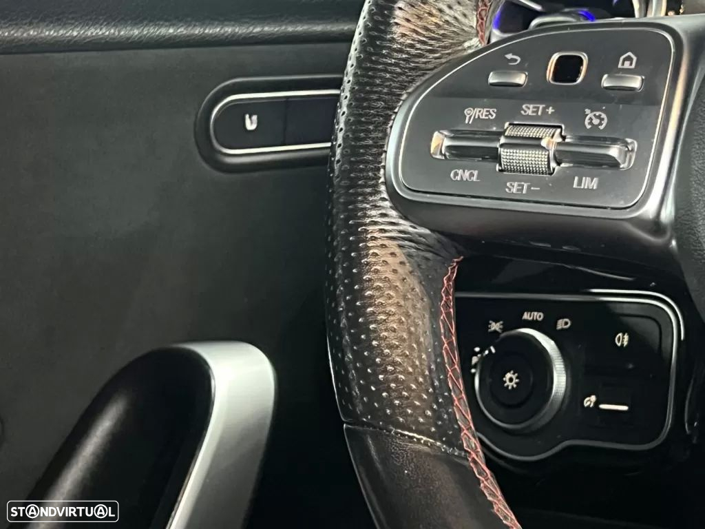 Mercedes-Benz A 180 d AMG Line Aut. - 33