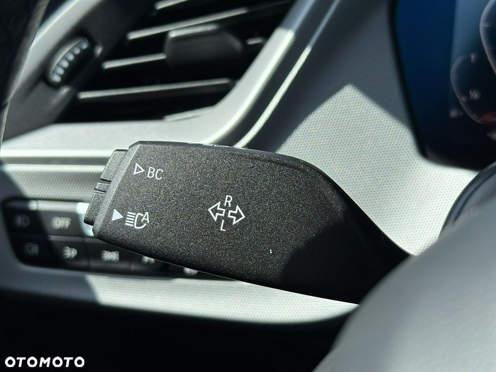 BMW Seria 1 118i Advantage - 15
