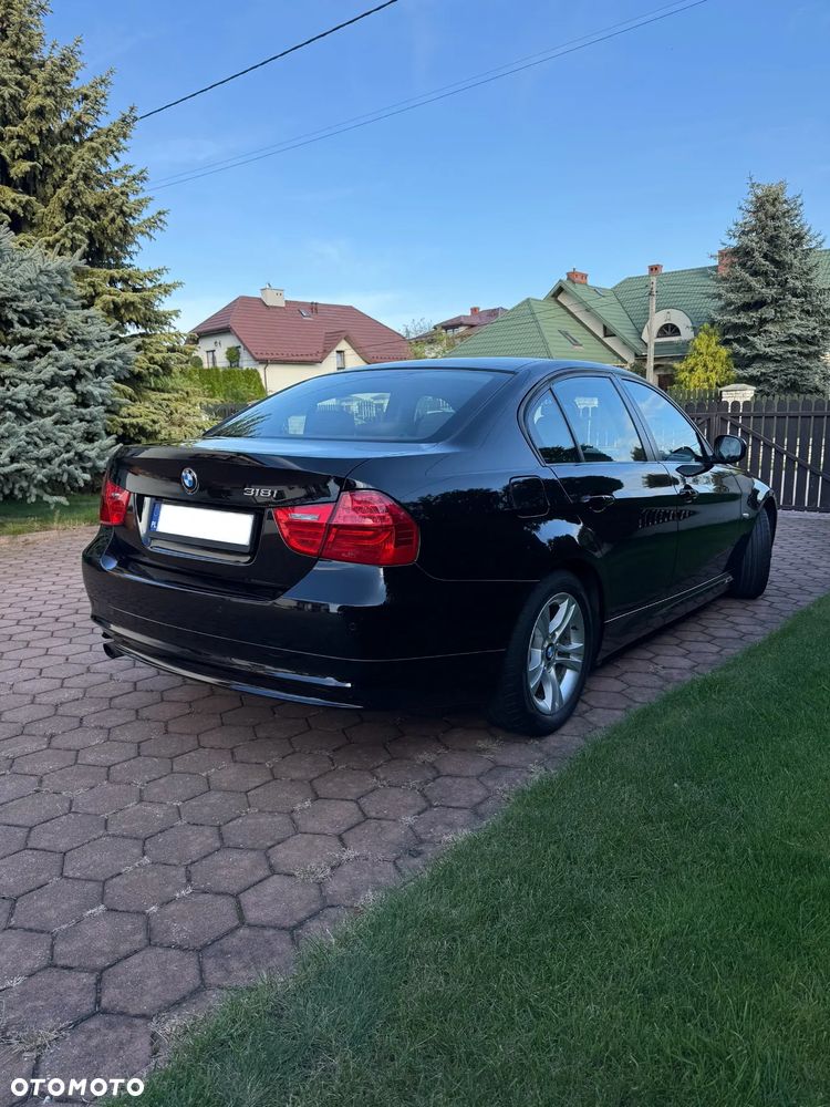 BMW Seria 3 318i - 3