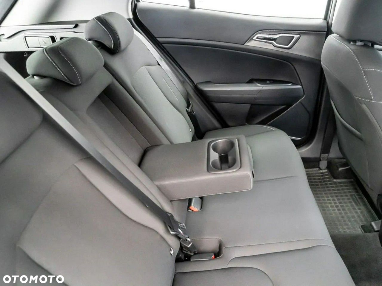 Kia Sportage 1.6 T-GDI MHEV M 2WD DCT - 28