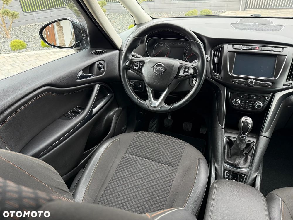 Opel Zafira 1.4 Turbo (ecoFLEX) Start/Stop Business Innovation - 19