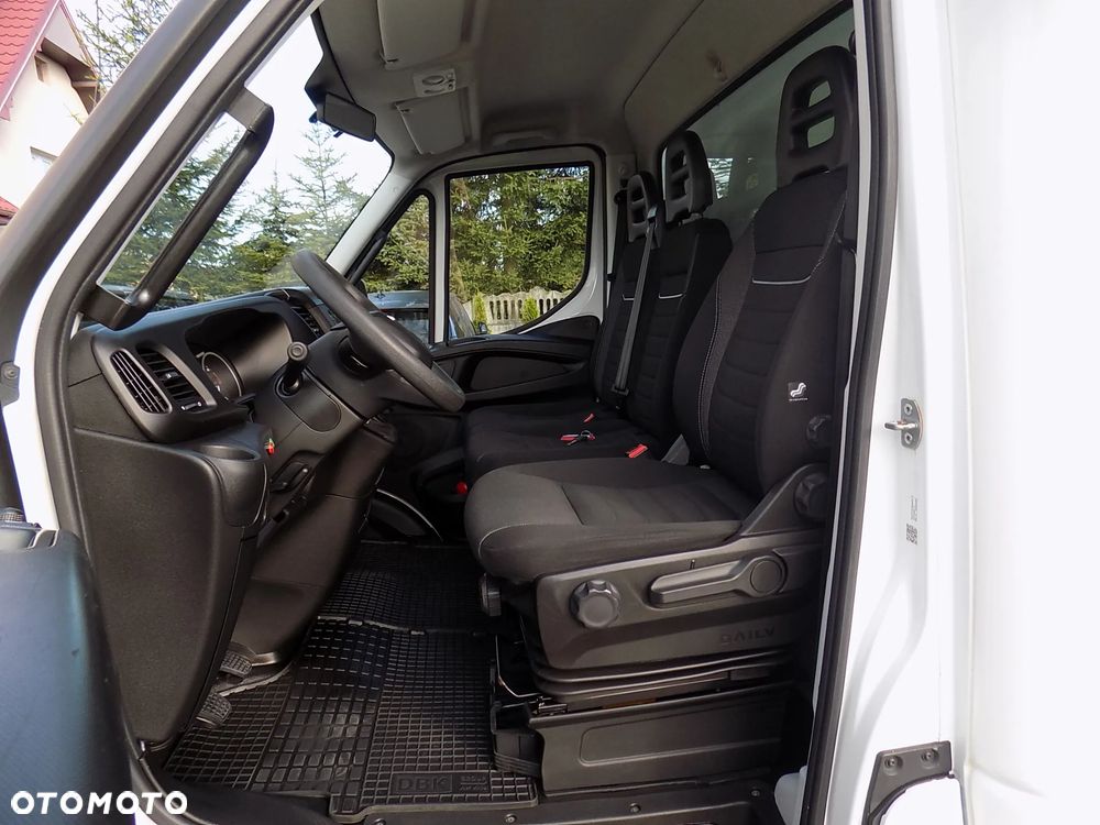 Iveco DAILY 50C16, KONTENER 9-PALET Z WINDĄ 1,5 TONY! - 24