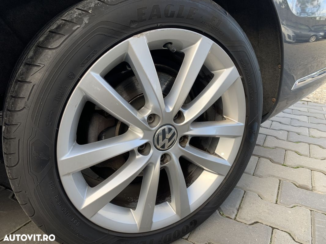 Volkswagen Passat Variant 1.4 TSI DSG BlueMotion Technology Highline - 19