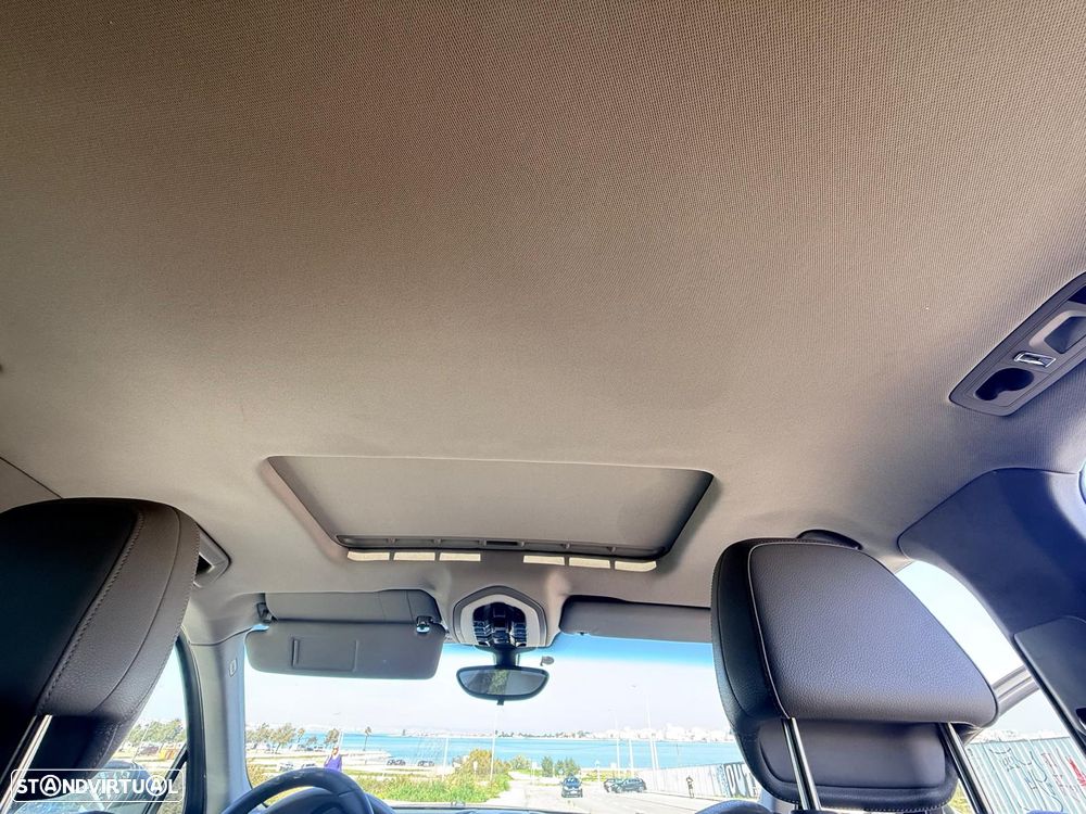 Porsche Cayenne - 26