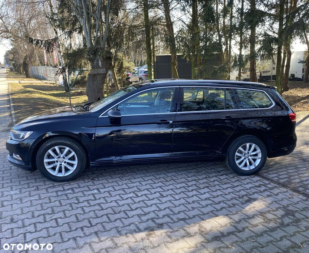 Volkswagen Passat - 8