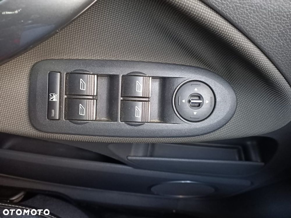 Ford Kuga 2.0 TDCi Titanium - 15