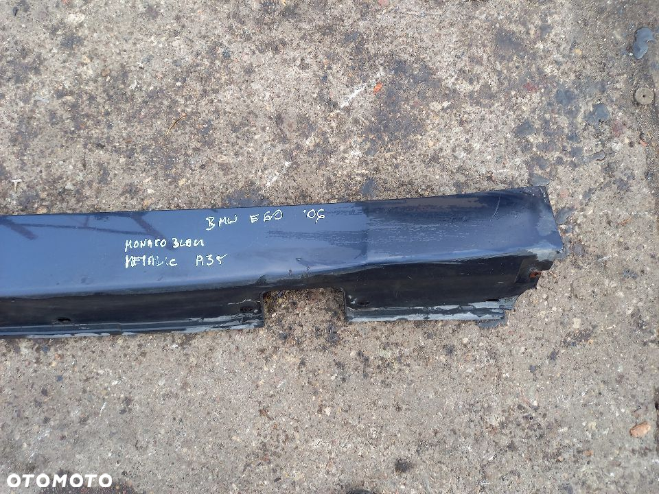 Listwa progowa prawa Bmw e60  06' kod Monaco Blau Metalic a35 - 2