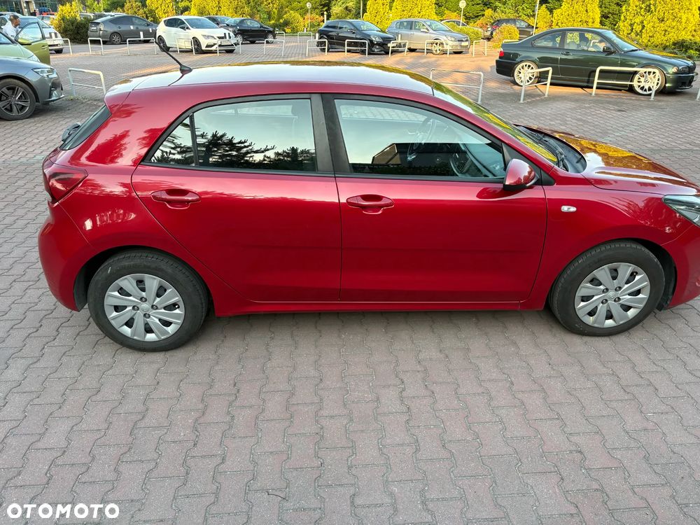 Kia Rio - 9
