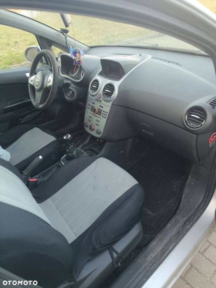 Opel Corsa 1.2 16V Edition - 13