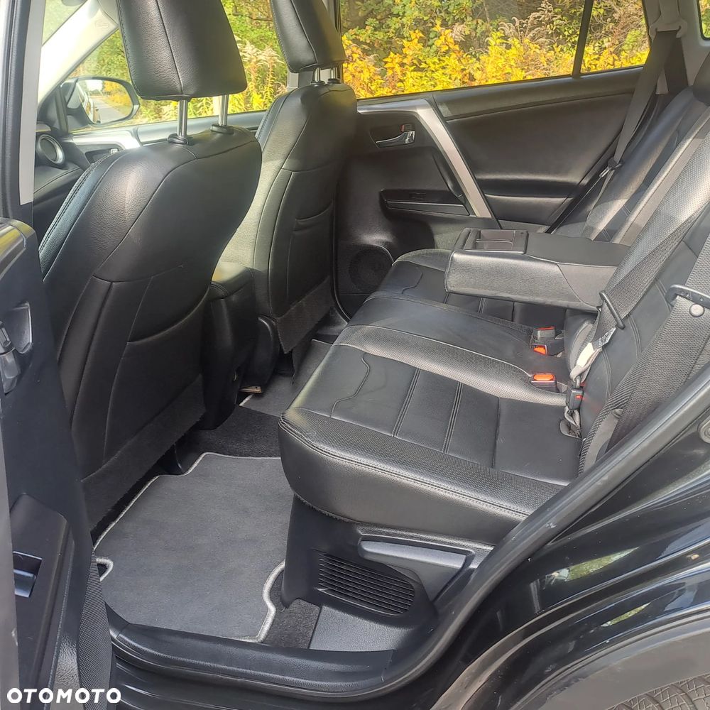 Toyota RAV4 Hybrid Premium 4x4 - 29