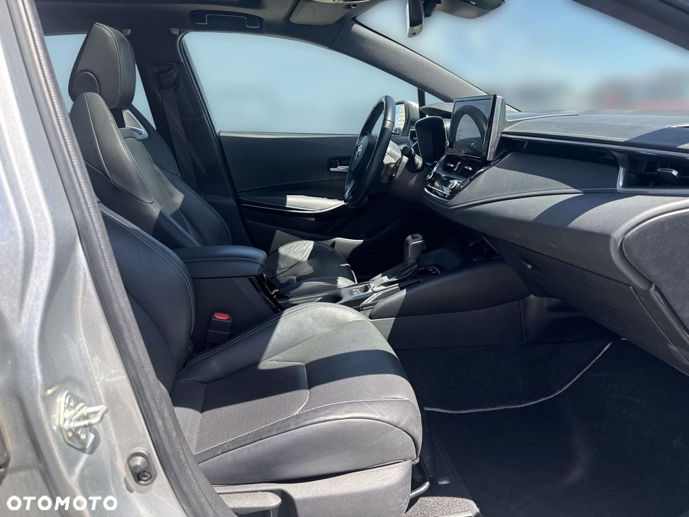 Toyota Corolla - 13