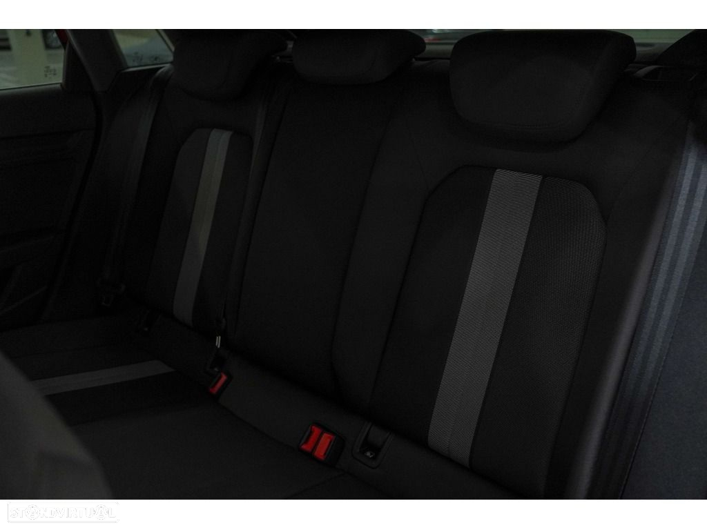 Audi A3 Sportback 30 TFSI Advanced - 12