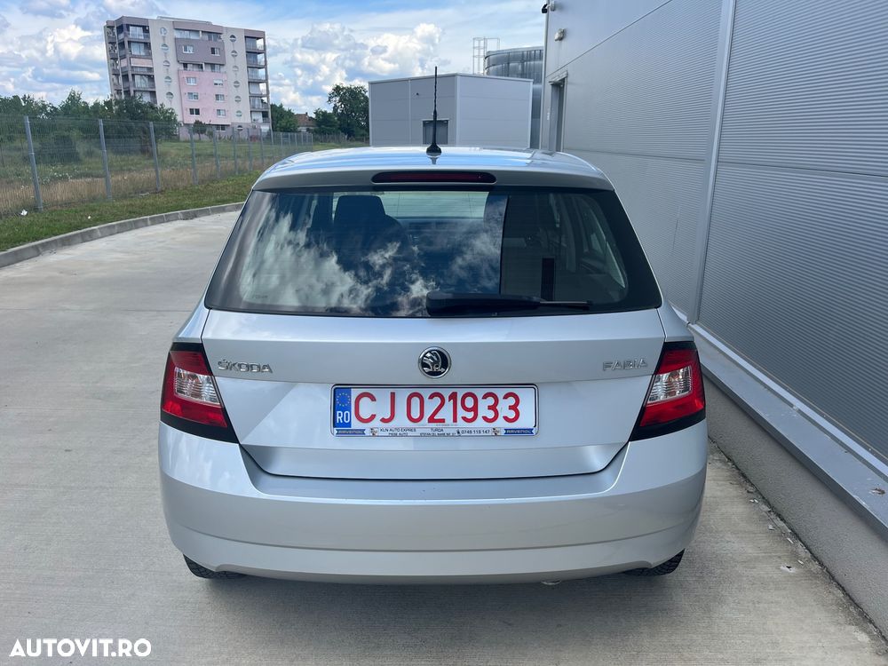 Skoda Fabia 1.0 MPI Avantaj - 13