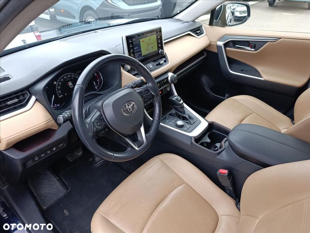 Toyota RAV4 - 9