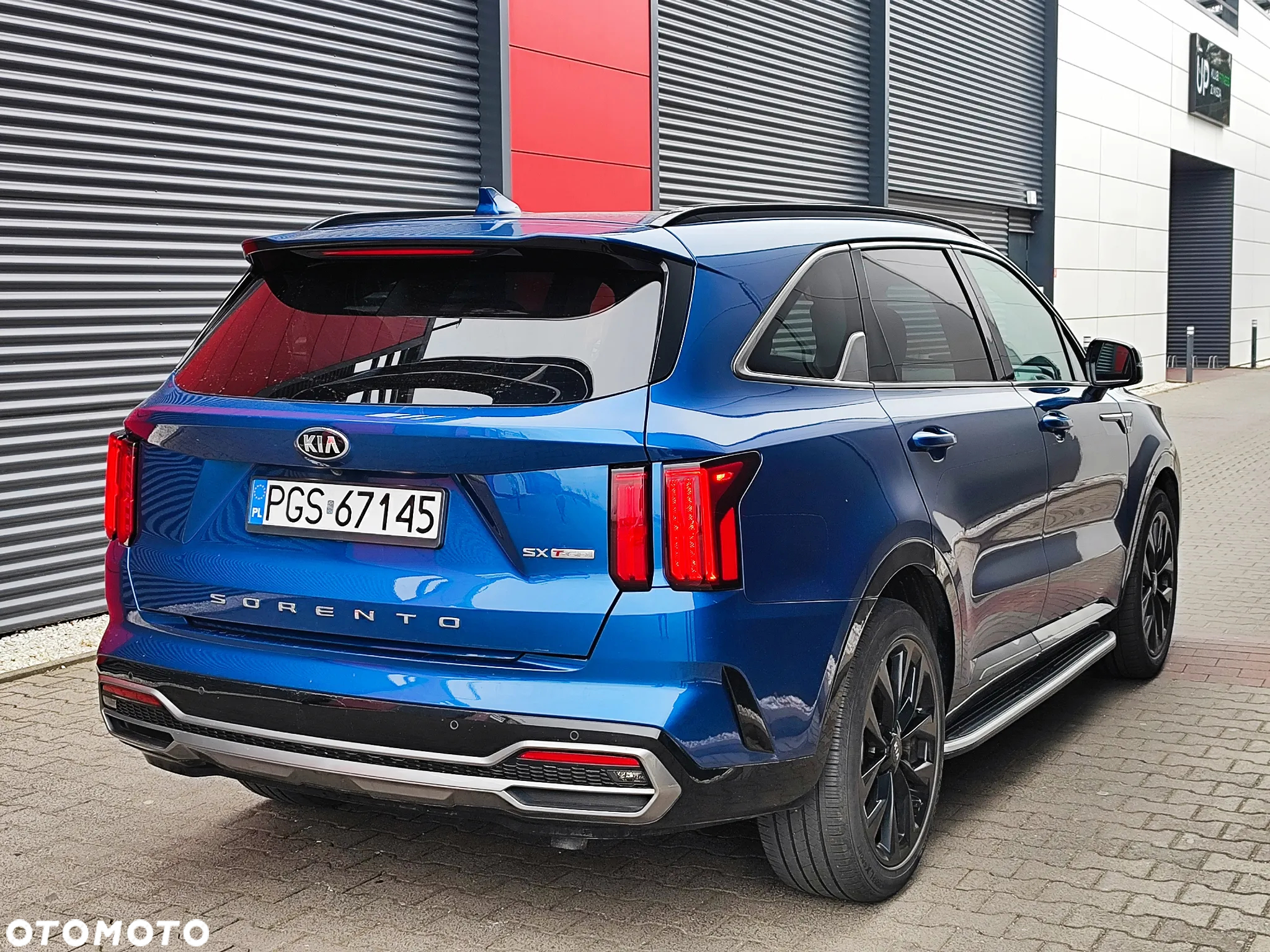 Kia Sorento - 4