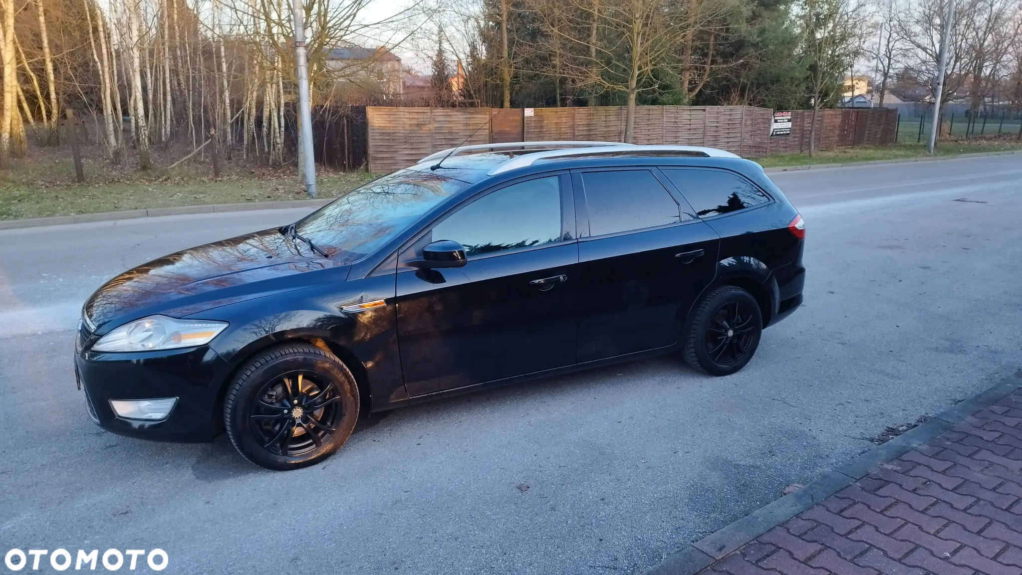 Ford Mondeo 1.6 Ambiente - 2