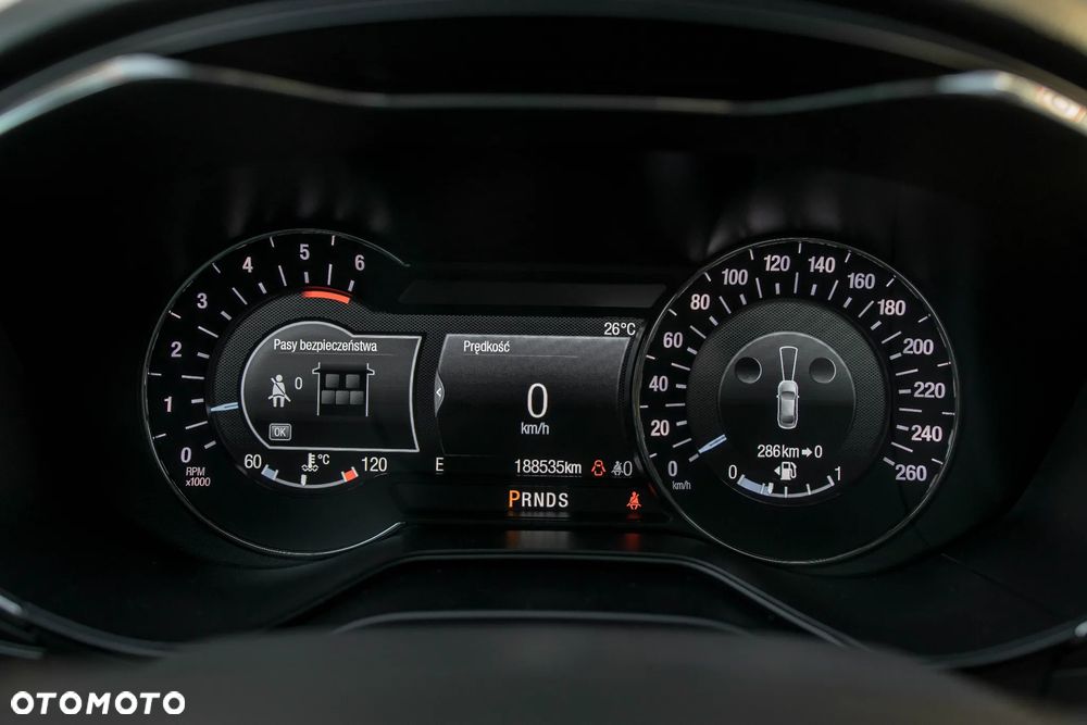 Ford Mondeo - 25