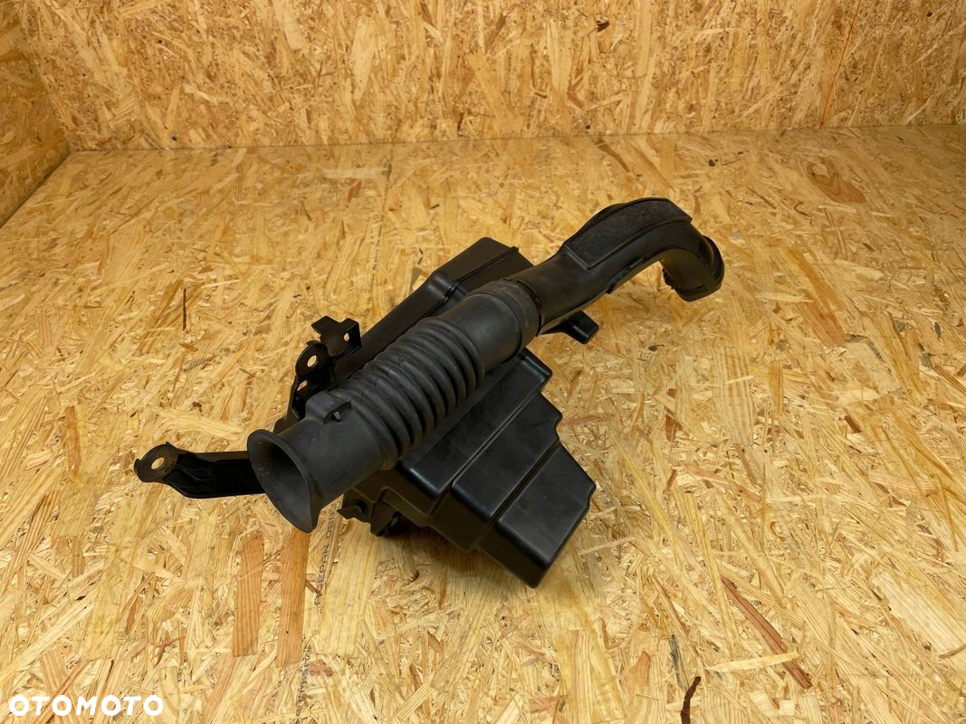 WLOT DOLOT REZONATOR POWIETRZA LEXUS CT 200H 17751-37100 2011- - 2